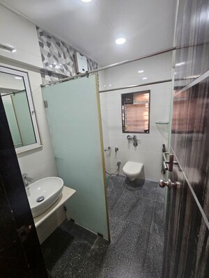 Master Bedroom in 1 BHK Apartment at Om Viraj Apartment, Andheri West – for Rent