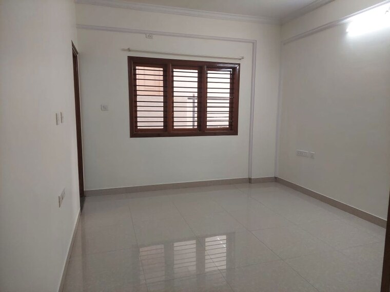 Room, hsr layout 3 Bedroom 2000 Sq.Ft. Builder Floor In Hsr Layout Bangalore 9815769