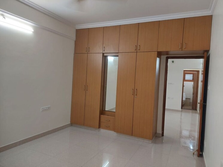 Room, hsr layout 3 Bedroom 2000 Sq.Ft. Builder Floor In Hsr Layout Bangalore 9815769