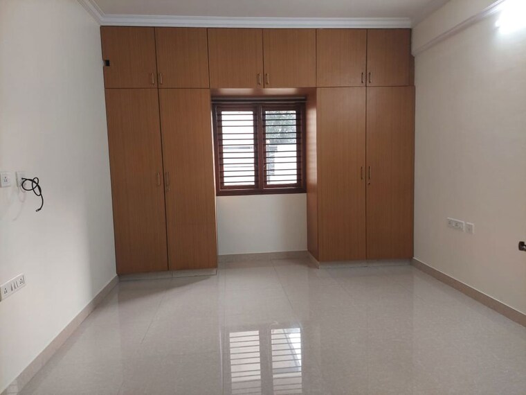 Room, hsr layout 3 Bedroom 2000 Sq.Ft. Builder Floor In Hsr Layout Bangalore 9815769