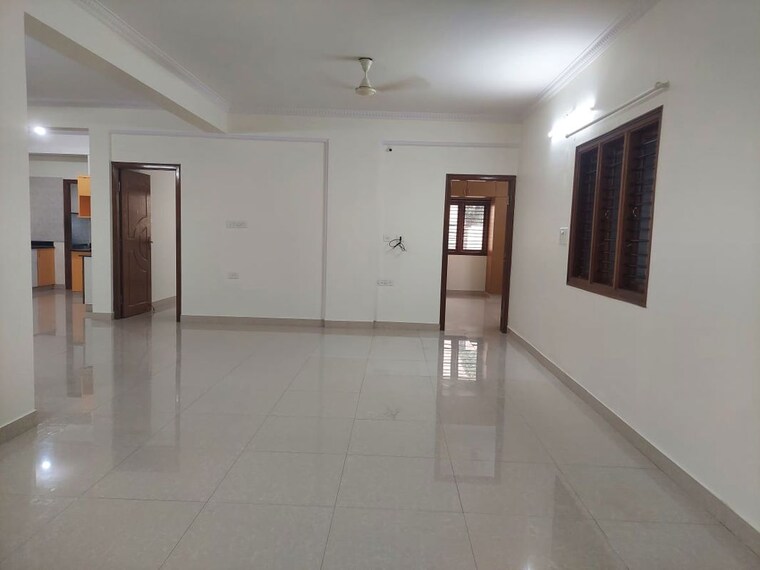 Room, hsr layout 3 Bedroom 2000 Sq.Ft. Builder Floor In Hsr Layout Bangalore 9815769