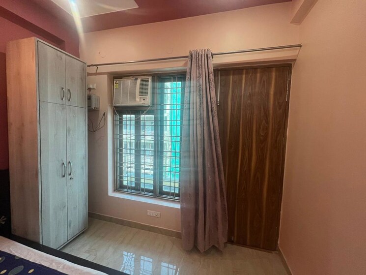 Room, sector 3 dwarka 3 Bedroom 1500 Sq.Ft. Apartment In Sector 3 Dwarka Delhi 9815782