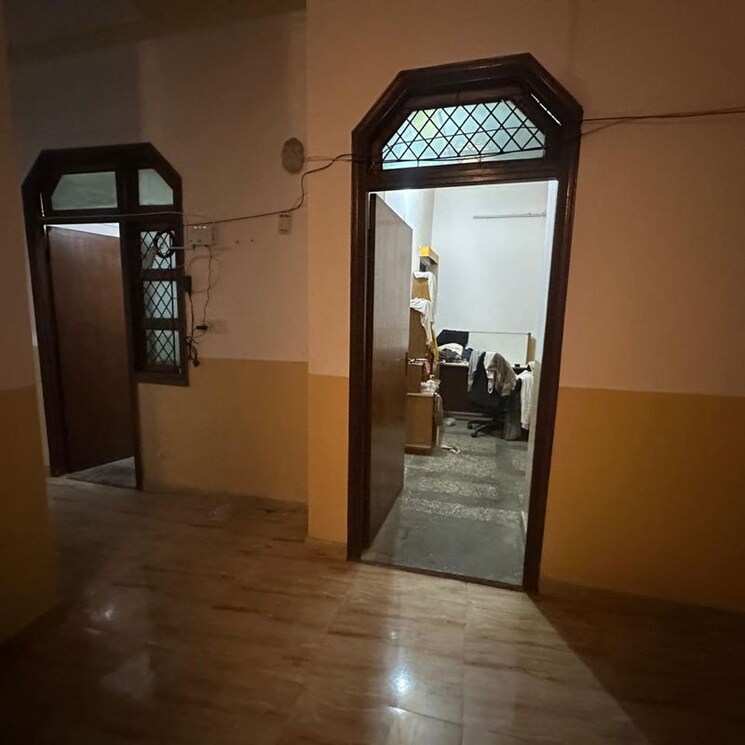 Room, katwaria sarai 3.5 Bedroom 1250 Sq.Ft. Builder Floor In Katwaria Sarai Delhi 9815784