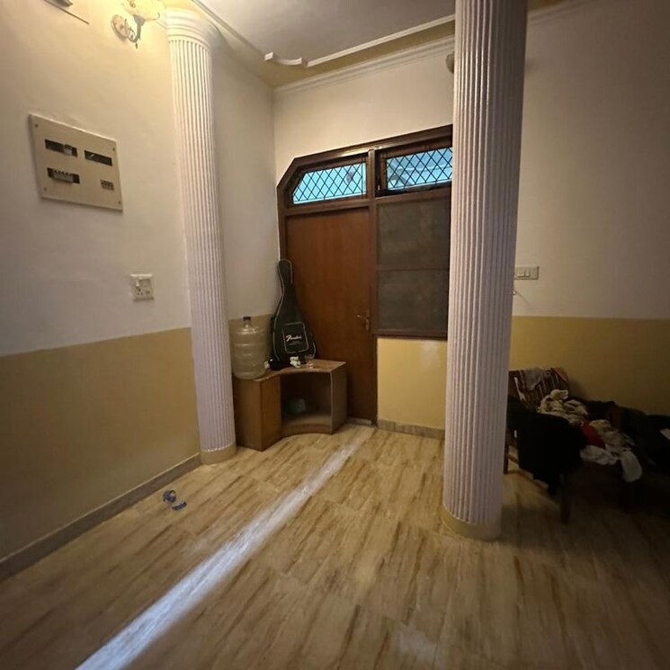 Room, katwaria sarai 3.5 Bedroom 1250 Sq.Ft. Builder Floor In Katwaria Sarai Delhi 9815784