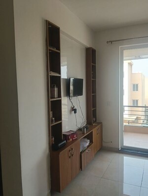 Kitchen in 4 BHK Builder Floor at BPTP Parkland Pride Phase 2, Sector 77 – for Sale