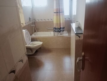 Bathroom in 3 BHK Apartment at Parsvnath Green Ville, Sector 48 – for Rent