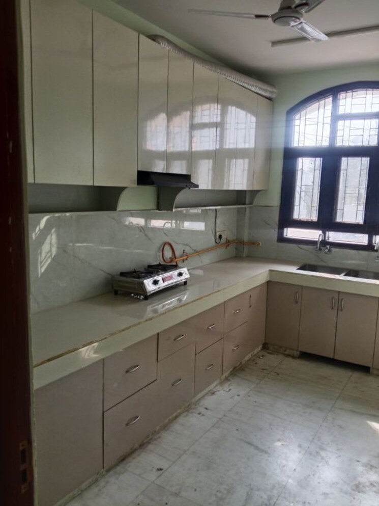 Kitchen, rwa-apartments-sector-27 2 Bedroom 162 Sq.Ft. Villa In Sector 27 Noida 9815804
