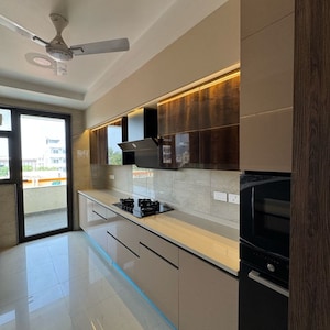 Kitchen in 4 BHK Builder Floor at Dlf City Phase 3 – for Sale