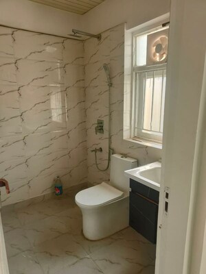 Bathroom in 3 BHK Villa at RWA Apartments, Sector 31 – for Rent