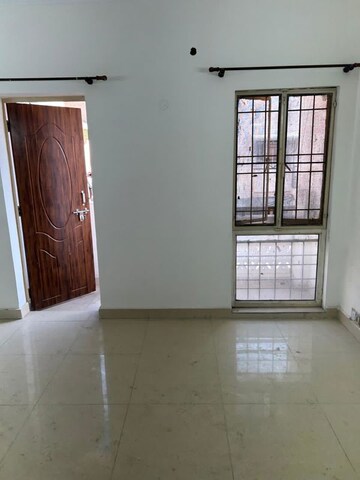 3 BHK Villa For Rent in RWA Apartments, Sector 31