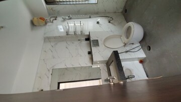 Master Bedroom in 3 BHK Apartment at The Wadhwa Platina, Kolshet Road – for Rent