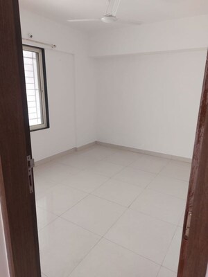 Room in 2.5 BHK Apartment at Anshul Eva, Bavdhan – for Rent