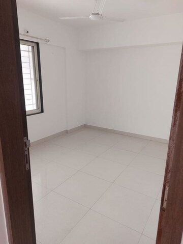Room in 2.5 BHK Apartment at Anshul Eva, Bavdhan – for Rent