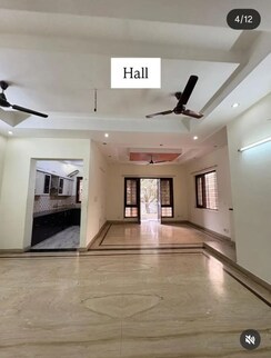 2 BHK Apartment For Rent in RWA Apartments Sector 52