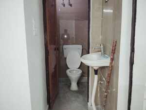 Master Bedroom in 2 BHK Apartment at Apex Anuradha Apartments, Paschim Vihar – for Rent