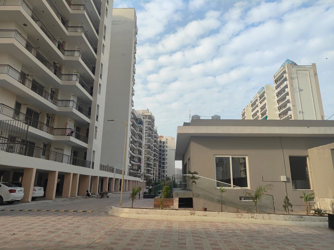 2 BHK + Pooja Room 1285 Sq.Ft. Apartment in Altura Apartments