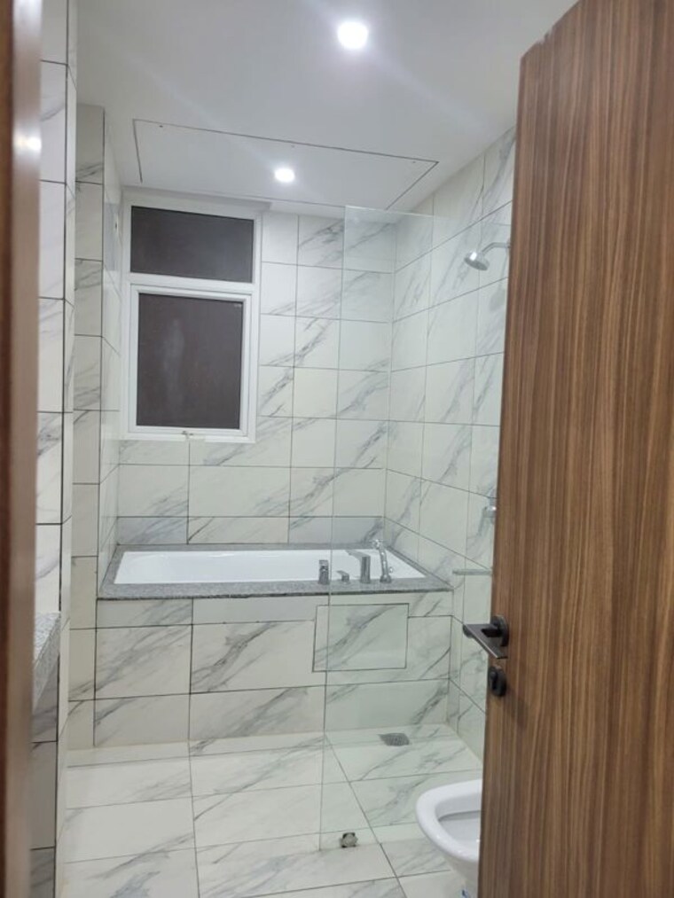 Bathroom, conscient-hines-elevate 3 Bedroom 2595 Sq.Ft. Apartment In Sector 59 Gurgaon 9816182