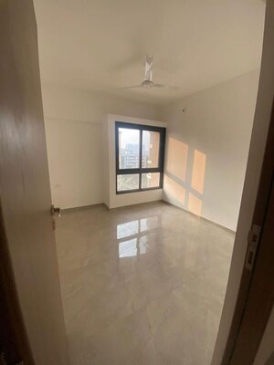 Room in 2 BHK Apartment at Choice Goodwill Crescent, Mundhwa – for Rent