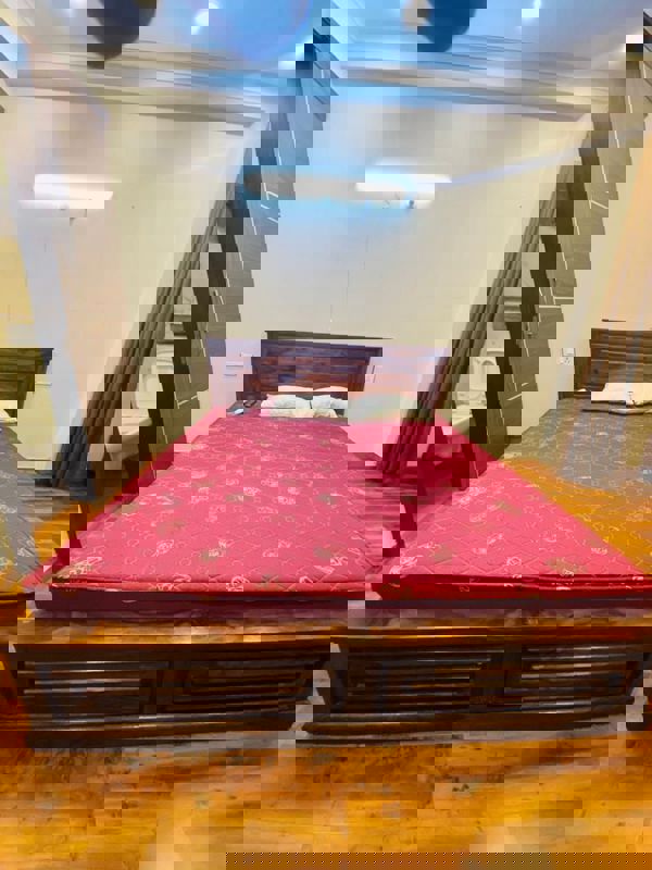 1 Rk  180 Sq.Ft. Builder Floor in Ansal Sushant Apartments