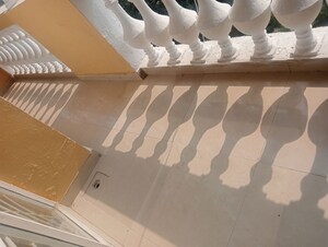 Furnished Amenities in 3.5 BHK Apartment at Parsvnath Green Ville, Sector 48 – for Rent