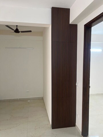 Building Lobby in 2.5 BHK Apartment at M3M Soulitude, Sector 89 – for Rent