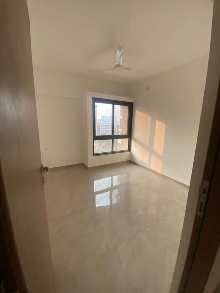 Room, choice-goodwill-crescent 2 Bedroom 750 Sq.Ft. Apartment In Mundhwa Pune 9816241