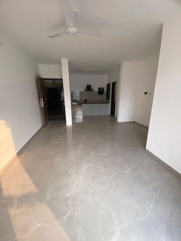 Room in 2 BHK Apartment at Choice Goodwill Crescent, Mundhwa – for Rent