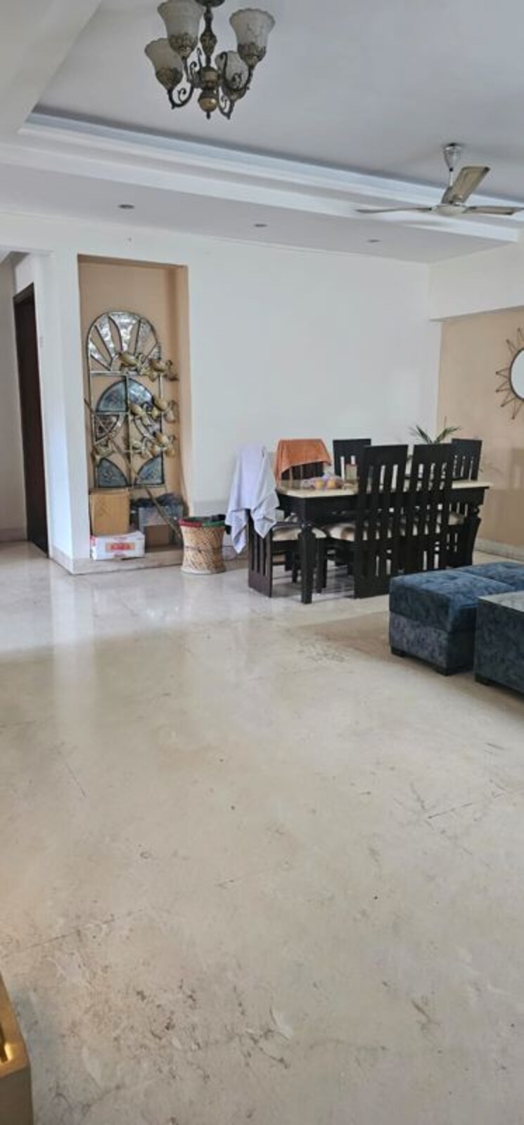 Living Room, sector 37 2.5 Bedroom 1800 Sq.Ft. Villa In Sector 37 Noida 9816268