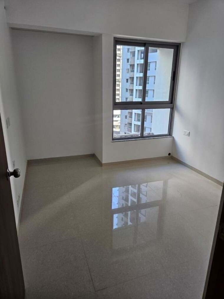 Room, kalpataru-immensa-f 2 Bedroom 700 Sq.Ft. Apartment In Kolshet Road Thane 9816102