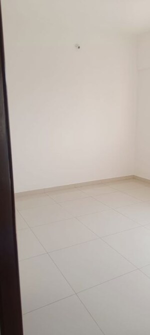 Room in 3 BHK Apartment at Edenic Eurus, Pashan – for Rent