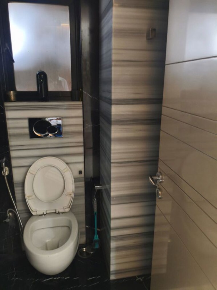 Bathroom, sector 15 5 Bedroom 2006 Sq.Ft. Independent House In Sector 15 Panchkula 9816378