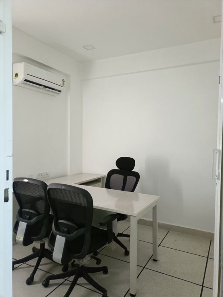 Team Area, ten-madhapur Commercial Office Space 3400 Sq.Ft. In Madhapur Hyderabad 9816542