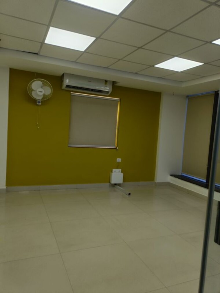 Team Area, ten-madhapur Commercial Office Space 3400 Sq.Ft. In Madhapur Hyderabad 9816542