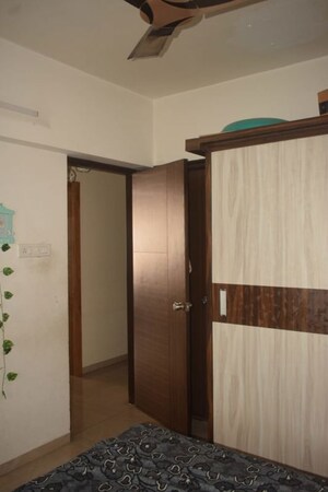 Room in 3 BHK Apartment at Venkatesh Graffiti, Keshav Nagar – for Rent