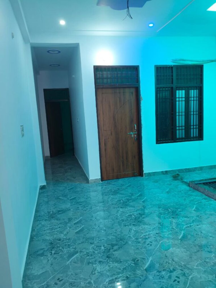 Room, indira nagar 2 Bedroom 1000 Sq.Ft. Independent House In Indira Nagar Lucknow 9814241