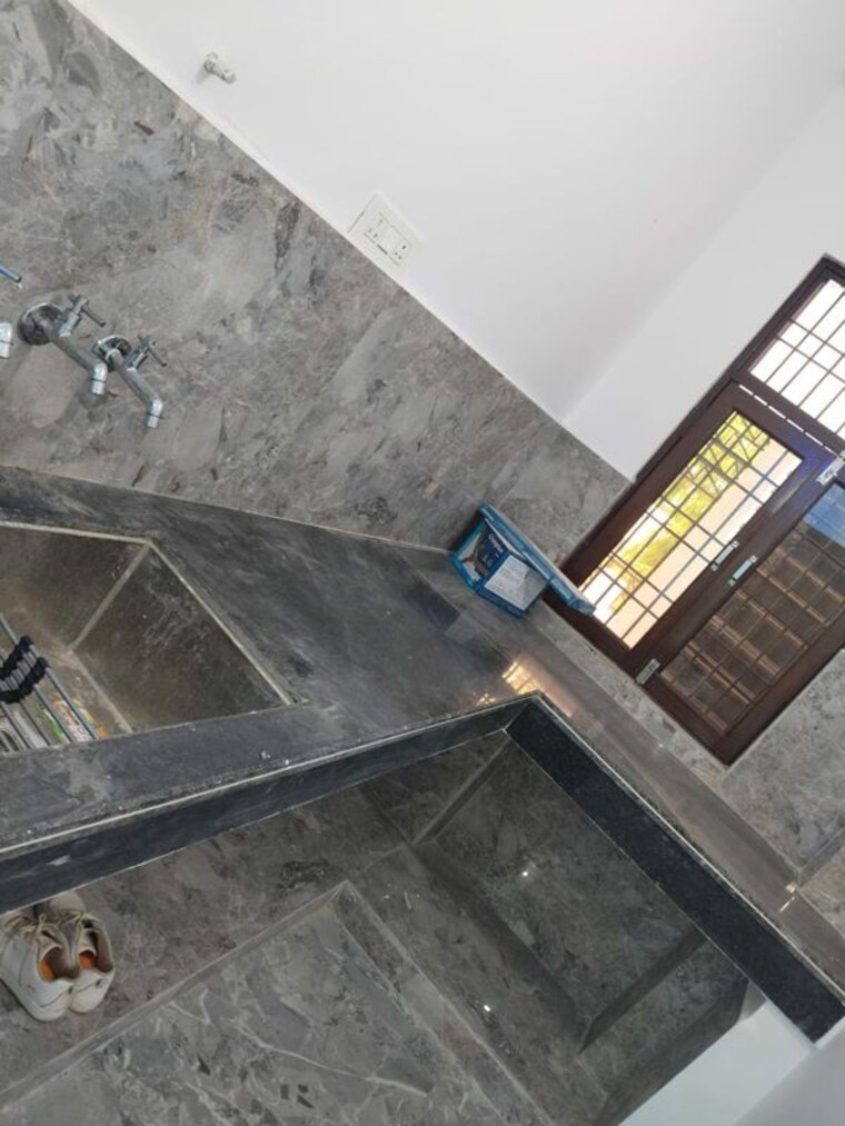 undefined, indira nagar 2 Bedroom 1000 Sq.Ft. Independent House In Indira Nagar Lucknow 9814241