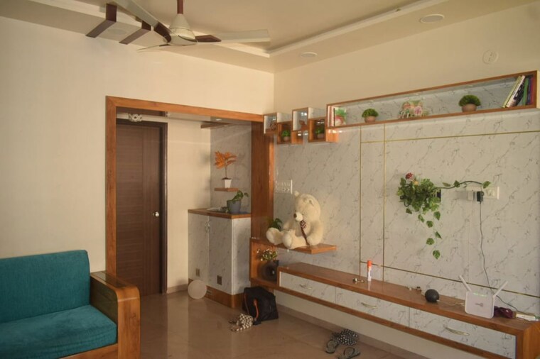 Living Room, venkatesh-graffiti 3 Bedroom 1332 Sq.Ft. Apartment In Keshav Nagar Pune 9816647