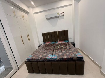 Bedroom in 1 BHK Builder Floor at Sector 46 – for Rent