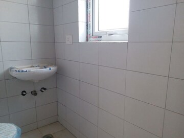 Bathroom in 3.5 BHK Builder Floor at Sector 84 – for Sale