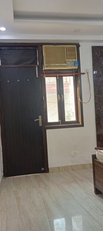 Furnished Amenities in 2 BHK Builder Floor at Panchsheel Vihar – for Rent