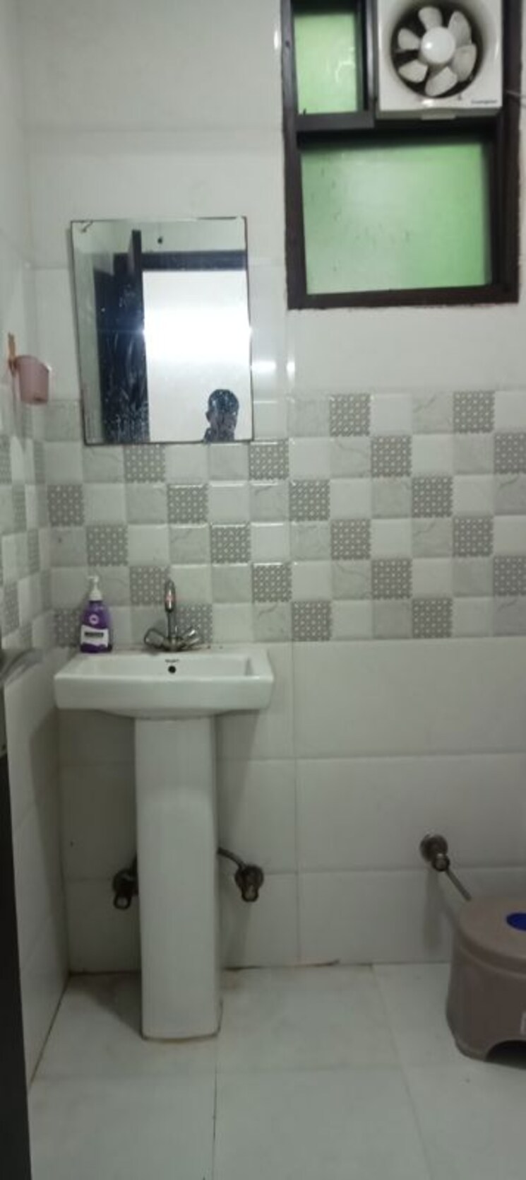 Bathroom, panchsheel vihar 2 Bedroom 720 Sq.Ft. Builder Floor In Panchsheel Vihar Delhi 9816731