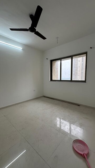 Room in 1 BHK Apartment at Lodha Splendora, Ghodbunder Road – for Rent