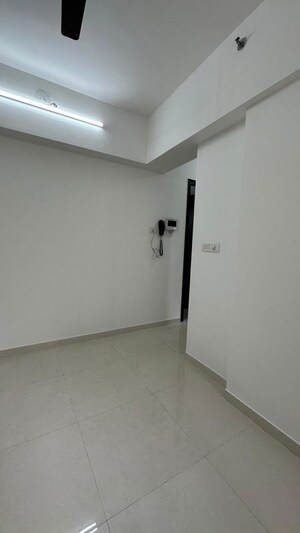 Room in 1 BHK Apartment at Lodha Splendora, Ghodbunder Road – for Rent