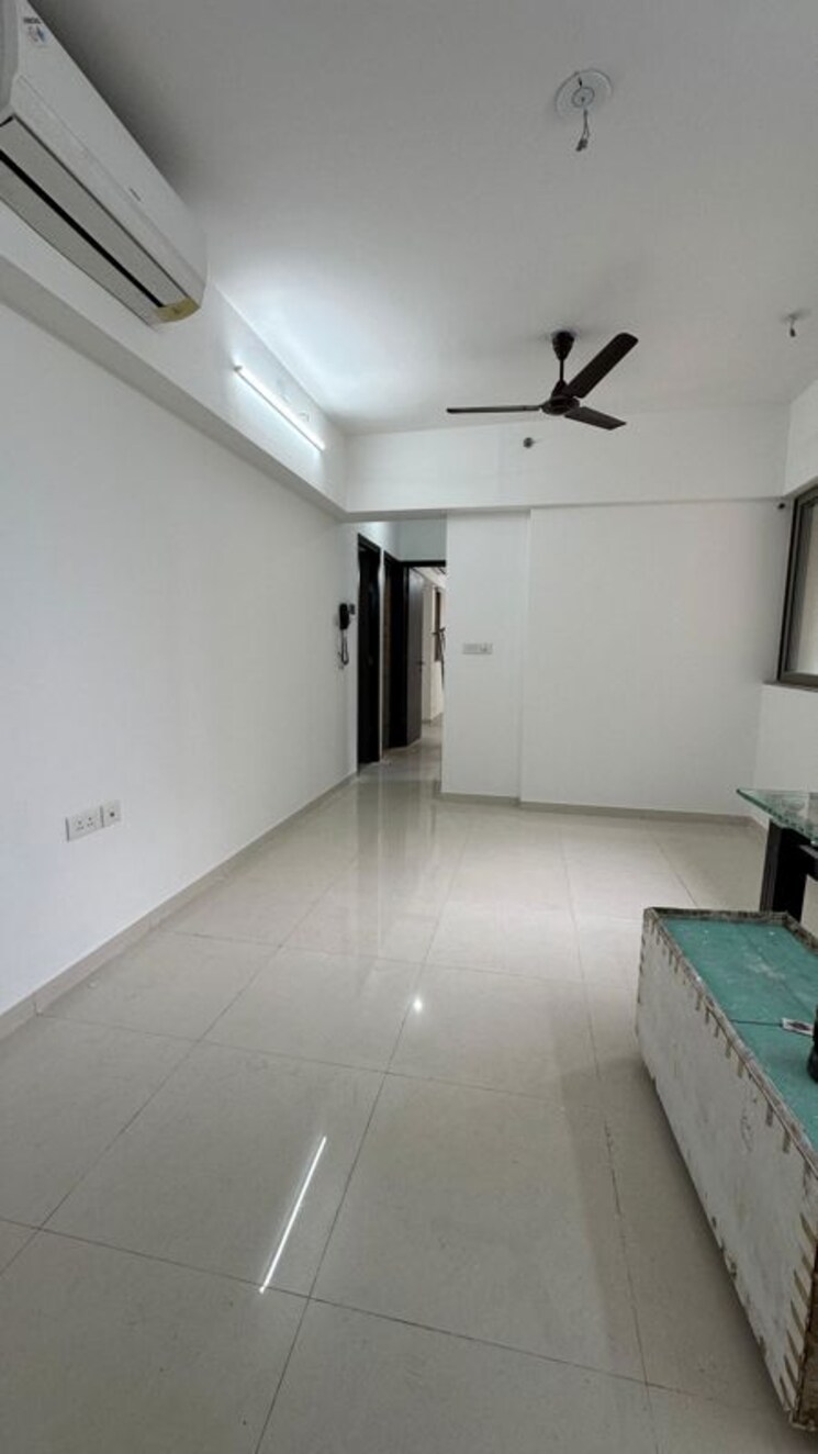 Kitchen, lodha-splendora 1 Bedroom 550 Sq.Ft. Apartment In Ghodbunder Road Thane 9816721