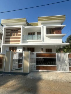 4 BHK + Study Room,Extra Room,Basement Independent House For Sale in Kolazhy