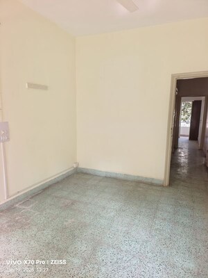 Room in  Office Space at Karve Nagar – for Rent