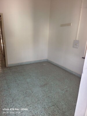 Room in  Office Space at Karve Nagar – for Rent