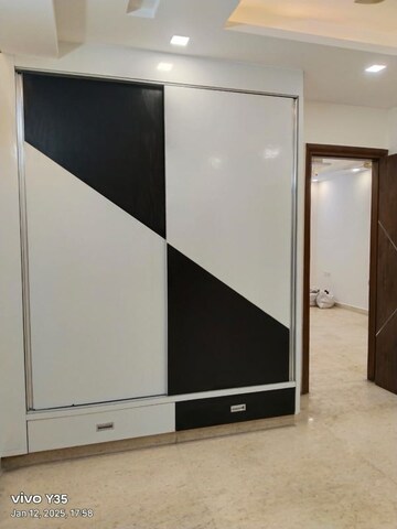 Furnished Amenities in 2 BHK Builder Floor at Paschim Vihar – for Rent