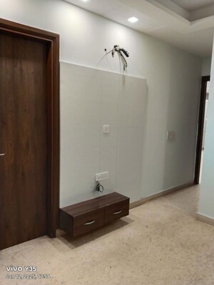 Furnished Amenities in 2 BHK Builder Floor at Paschim Vihar – for Rent