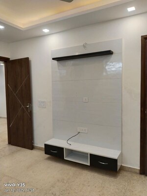 Furnished Amenities in 2 BHK Builder Floor at Paschim Vihar – for Rent